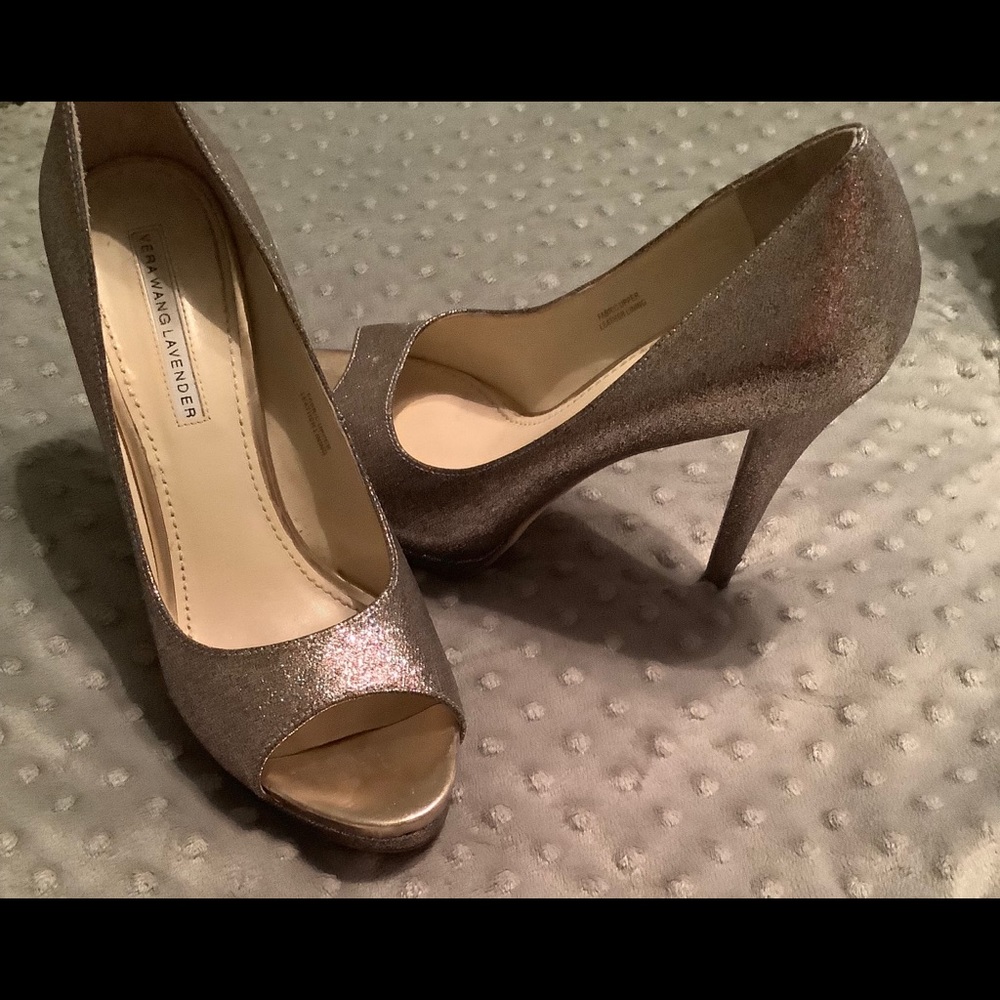 Vera Wang Lavender Label Selima Platform